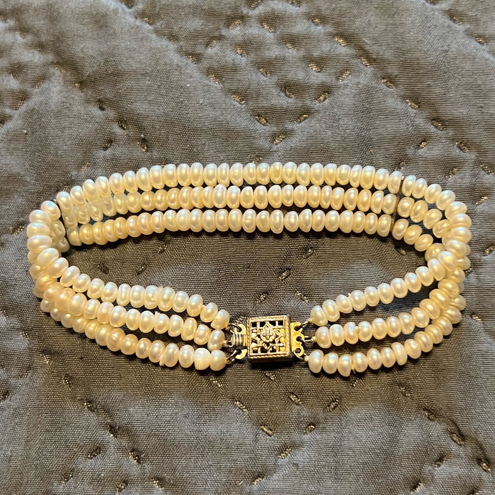 Preloved sterling silver freshwater Pearl vintage bracelet